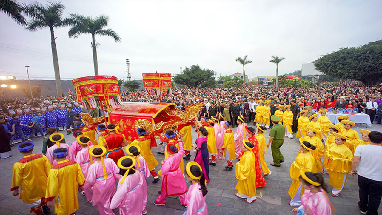 lễ hội đền Cửa Ông