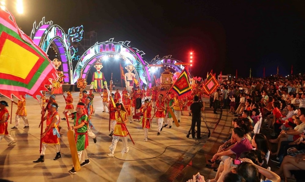 Kinh nghiệm tham gia lễ hội Carnaval Hạ Long